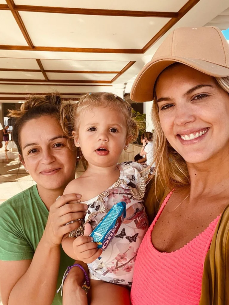 Mery del Cerro se llevó a la niñera de vacaciones: la reacción de sus seguidores en las redes sociales