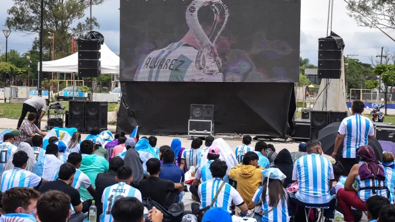 Festejos en Ciudad Cultural y Plaza Belgrano. Argentina Campeón Mundial: incontenible alegría en Jujuy