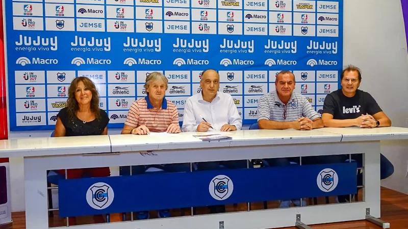 Apoyo al deporte. Compañía de Seguros firmó convenio con el Club Gimnasia y Esgrima