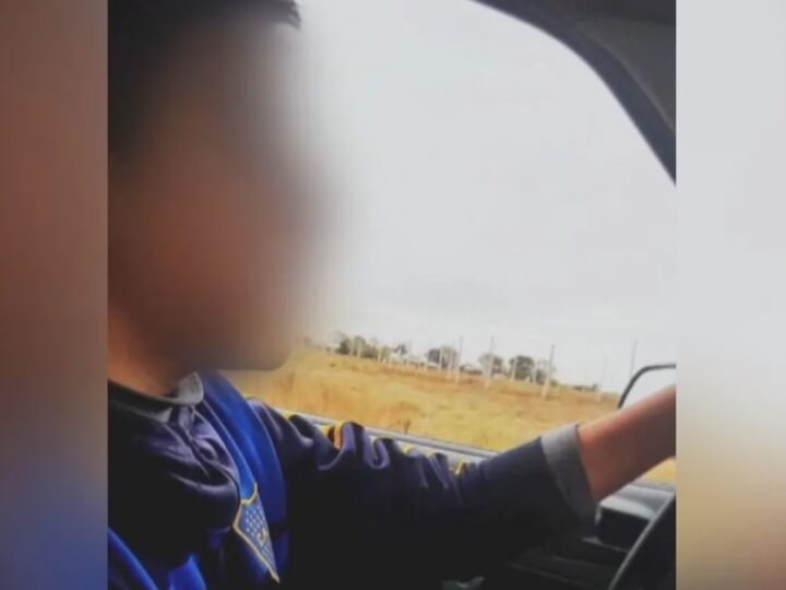 El drama detrás del nene que se escapó en auto y manejó 450 Km: “Quería ver a su mamá, que lo abandonó”