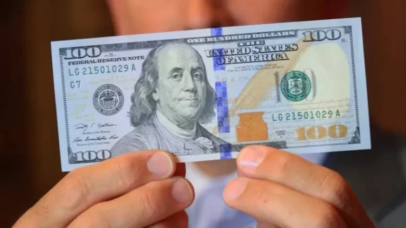 Dólar BLUE HOY: a qué precio abrió y a cuánto cotiza este 3 de mayo