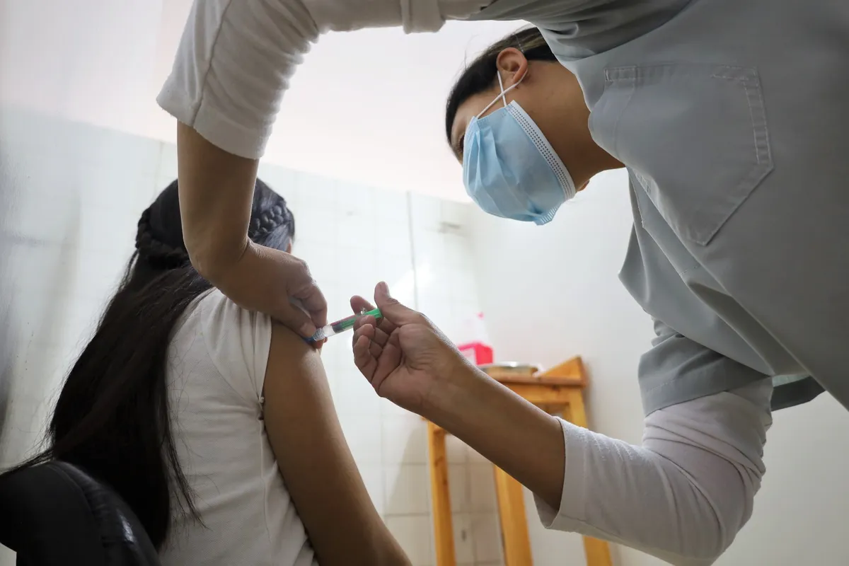 Implementan en Jujuy nuevo protocolo de aplicación de la vacuna de VPH