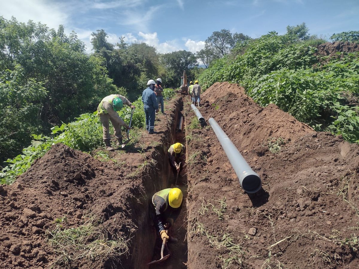 Agua Potable de Jujuy avanza con la obra en el nuevo acueducto para la zona industrial de Perico